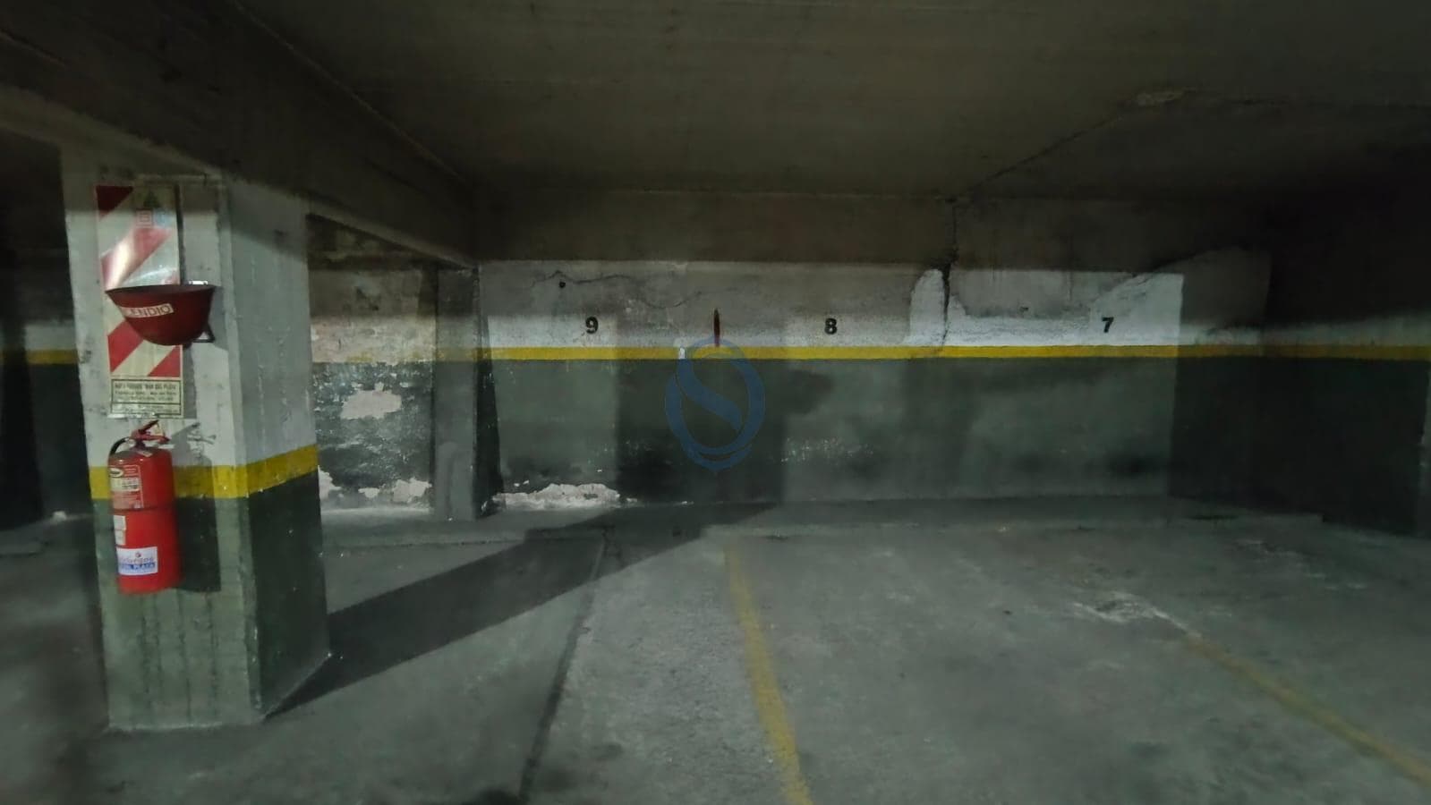 Cochera en Centro · vigilancia 24hs, Córdoba 1637