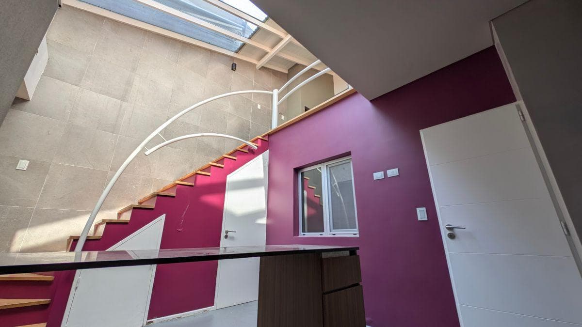 4-ROOM HOUSE, 140 M², FOR SALE WITH A TERRACE, COMPLETELY RENOVATED