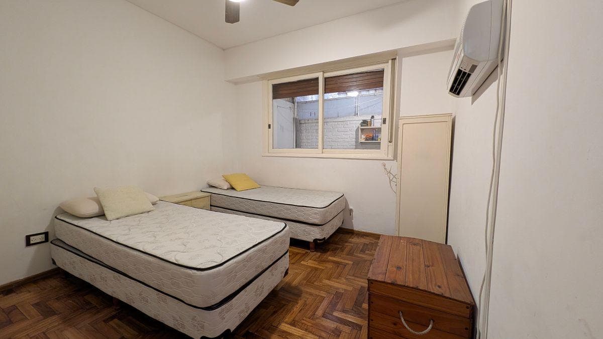 3-ROOM APARTMENT ON AV. LIBERTADOR WITH COVERED PARKING SPACE