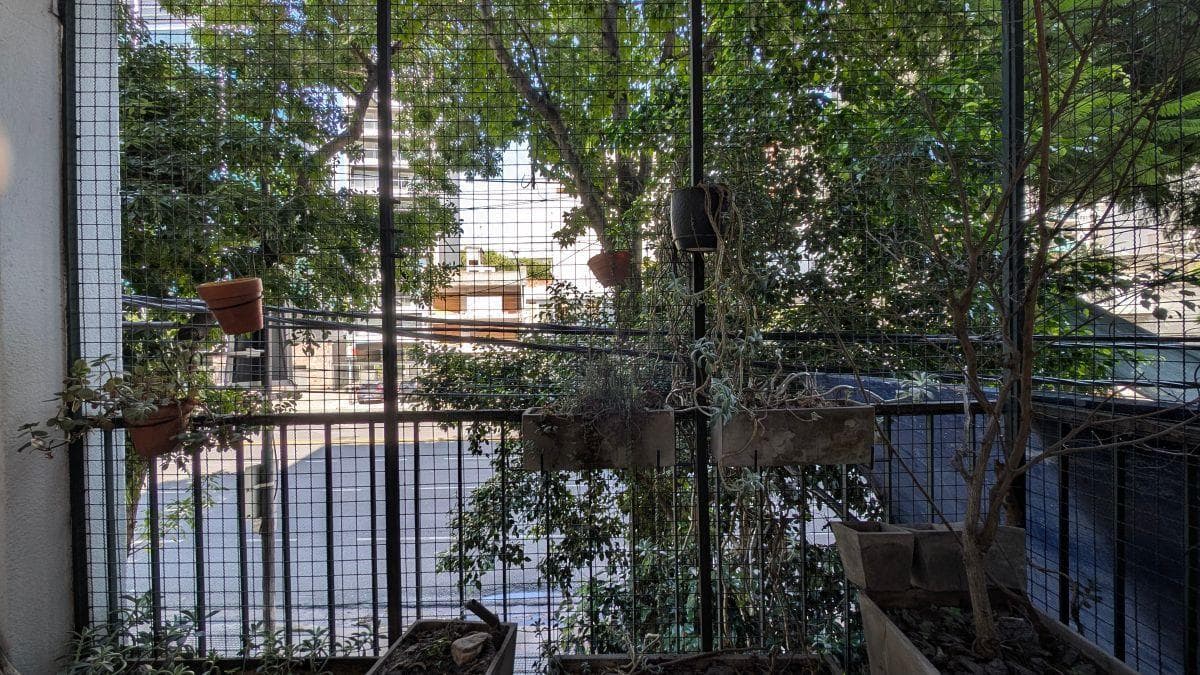 3-ROOM APARTMENT ON AV. LIBERTADOR WITH COVERED PARKING SPACE