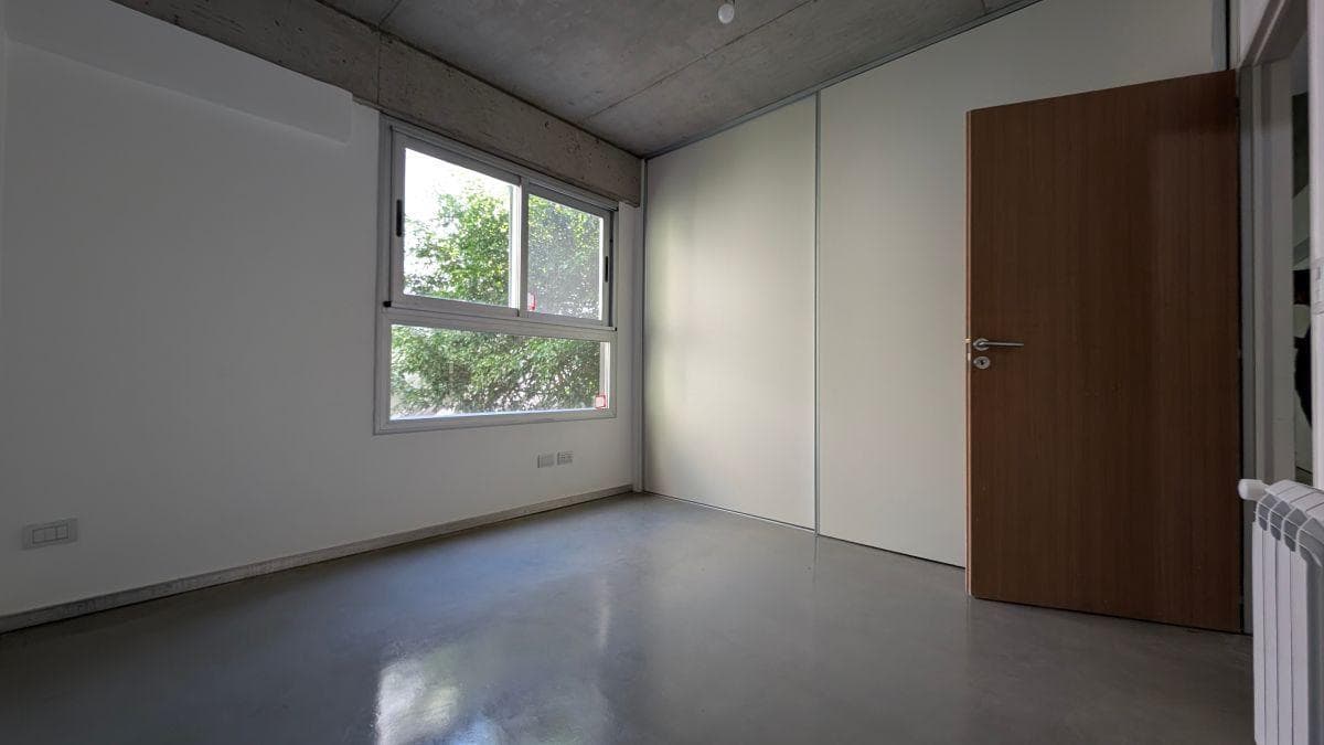 BRAND-NEW APARTMENT WITH GARAGE AND BALCONY, 60 M2 IN FLORIDA