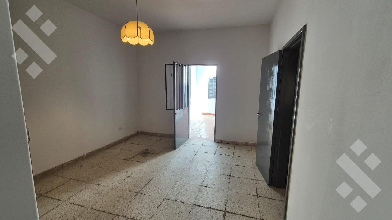 TWO HOUSES FOR SALE | LOT SUITABLE FOR DEVELOPMENT | JUAN BENIGAR 300 | NEUQUÉN