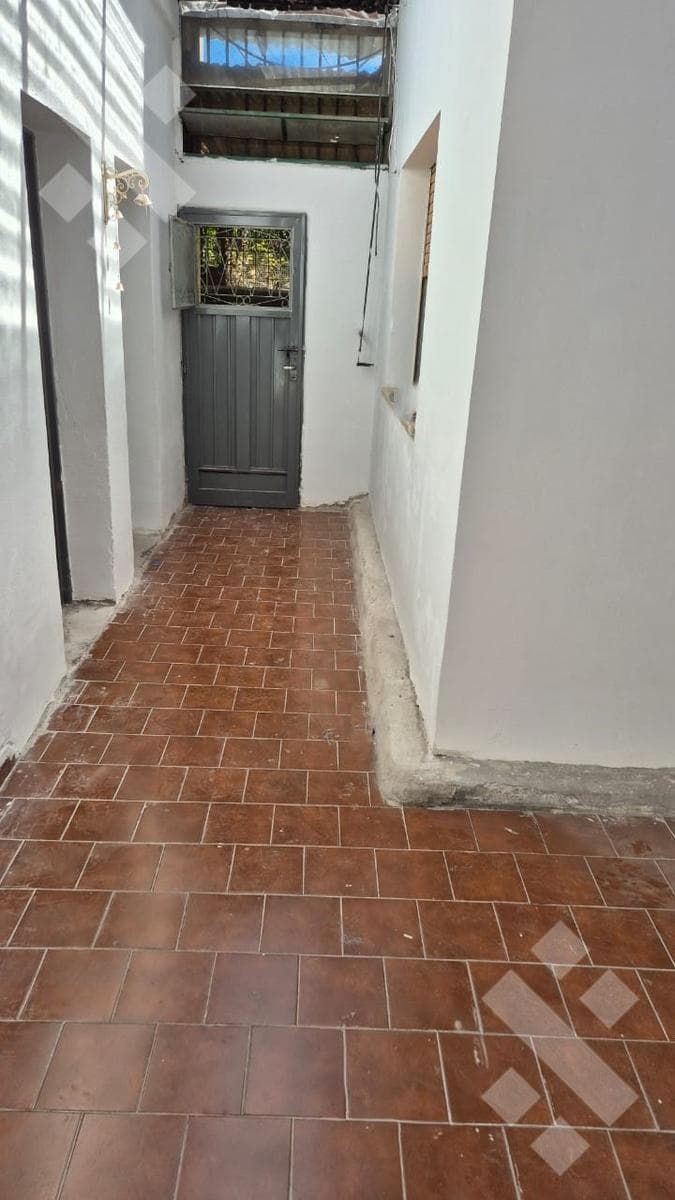 TWO HOUSES FOR SALE | LOT SUITABLE FOR DEVELOPMENT | JUAN BENIGAR 300 | NEUQUÉN
