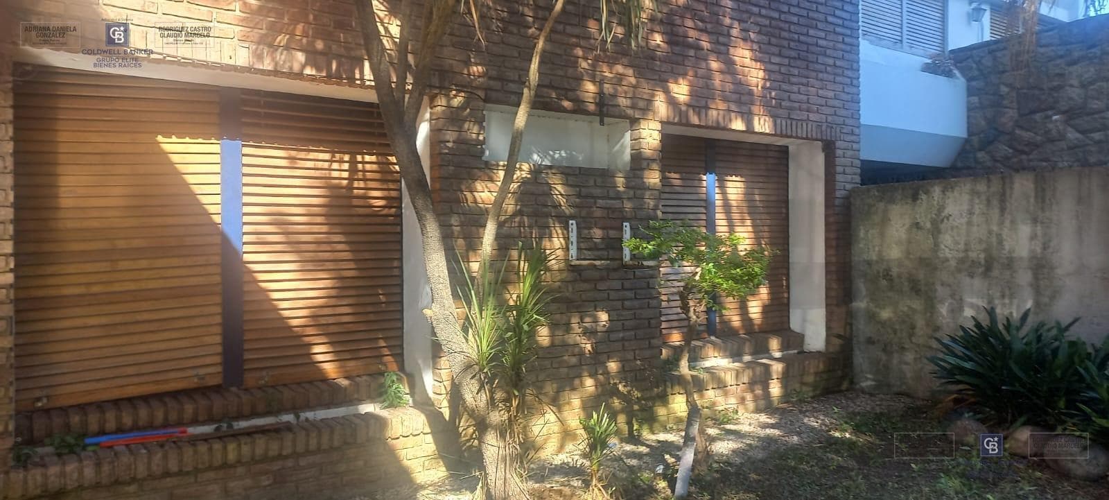 House for sale: 7 rooms, pool, grill, garage