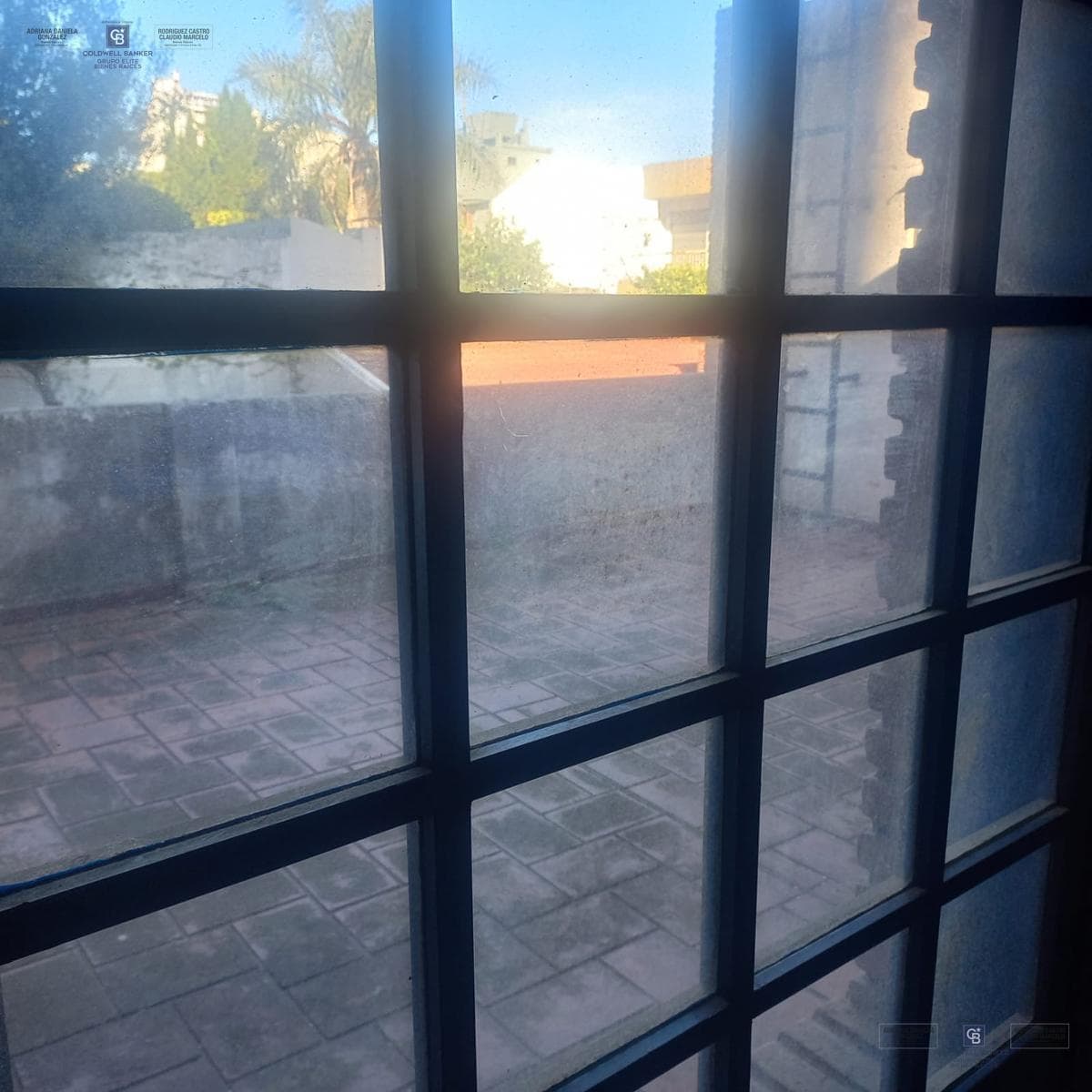 House for sale: 7 rooms, pool, grill, garage
