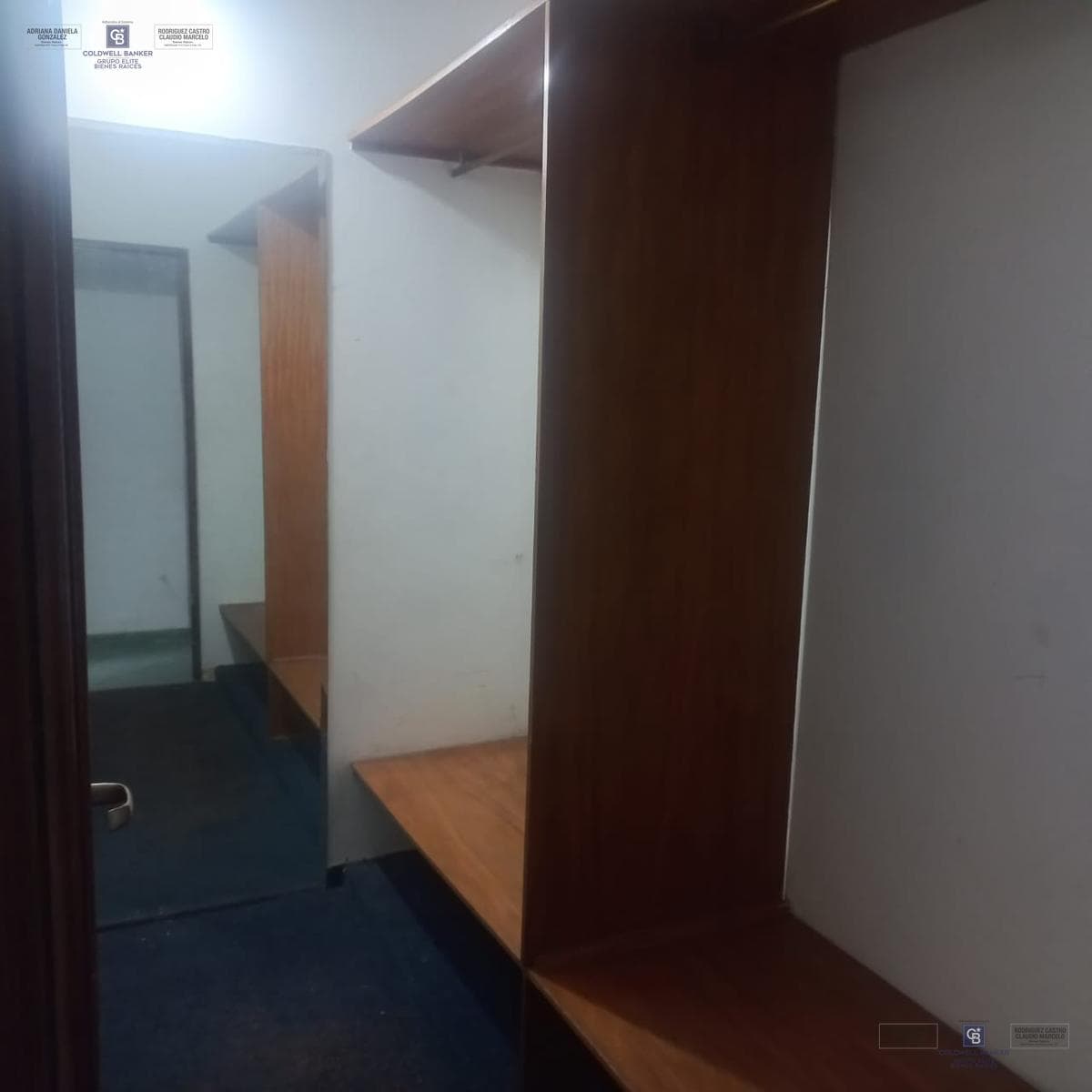 House for sale: 7 rooms, pool, grill, garage