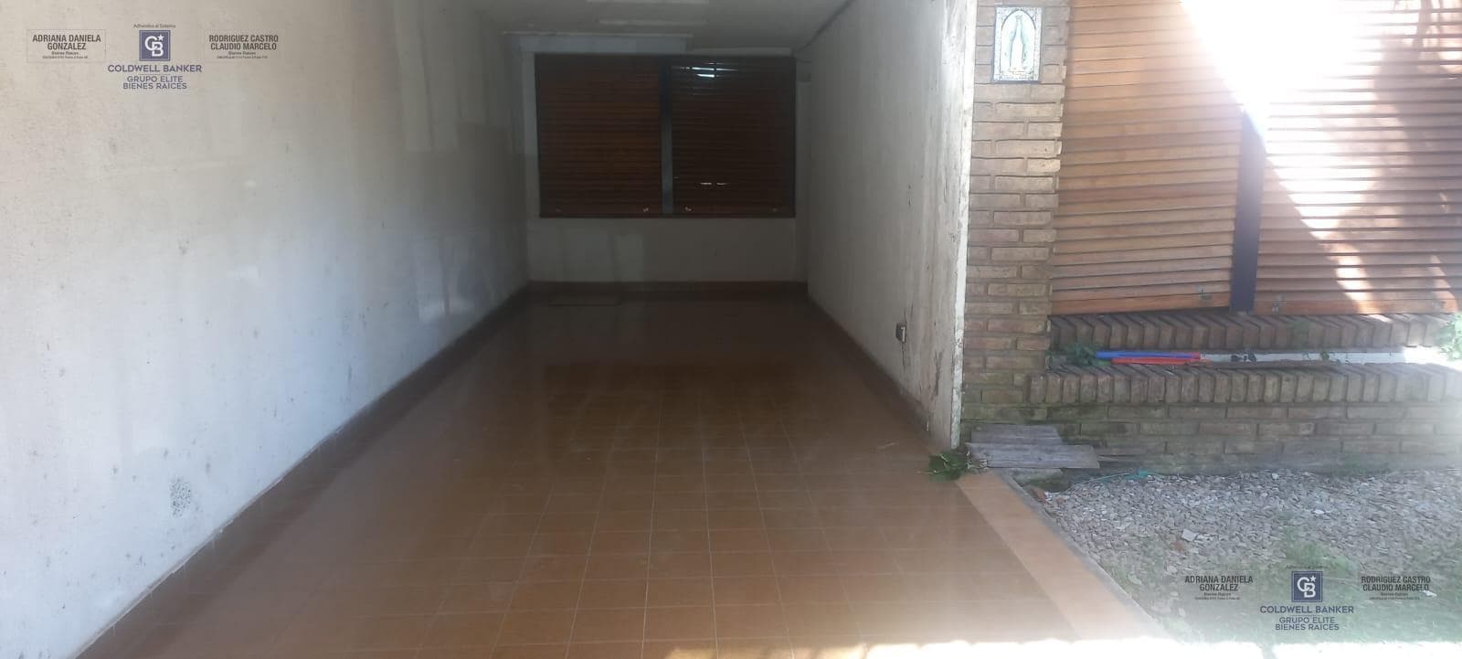 House for sale: 7 rooms, pool, grill, garage