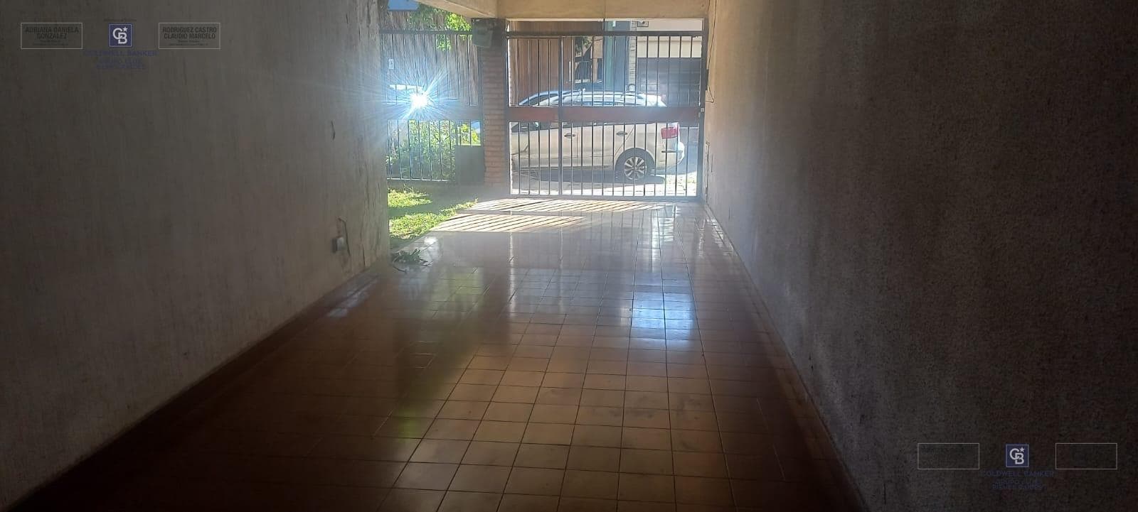 House for sale: 7 rooms, pool, grill, garage