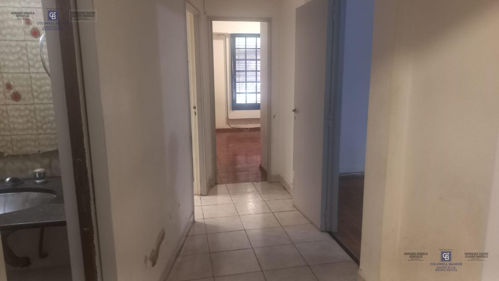 House for sale: 7 rooms, pool, grill, garage