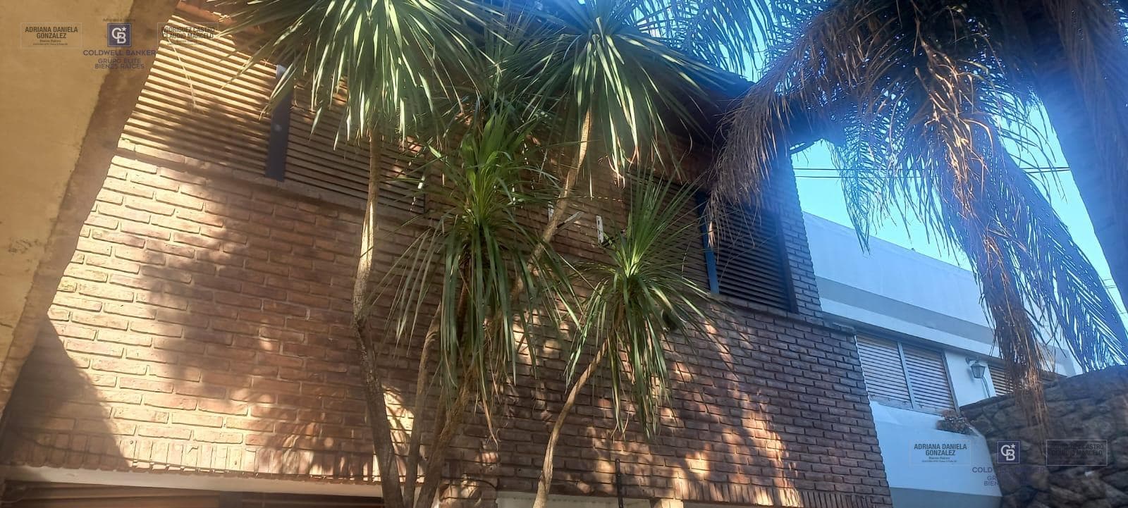 House for sale: 7 rooms, pool, grill, garage