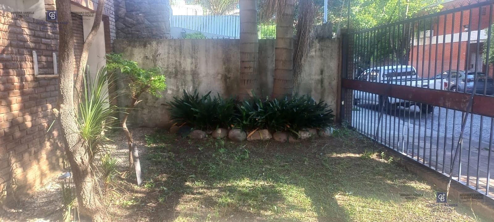 House for sale: 7 rooms, pool, grill, garage