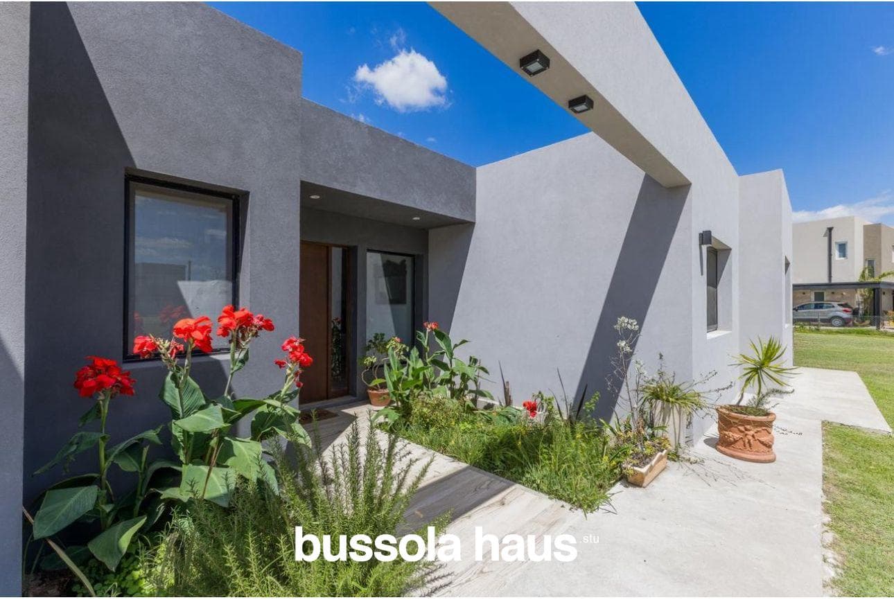 5-room house for annual rent in Riberas Puertos