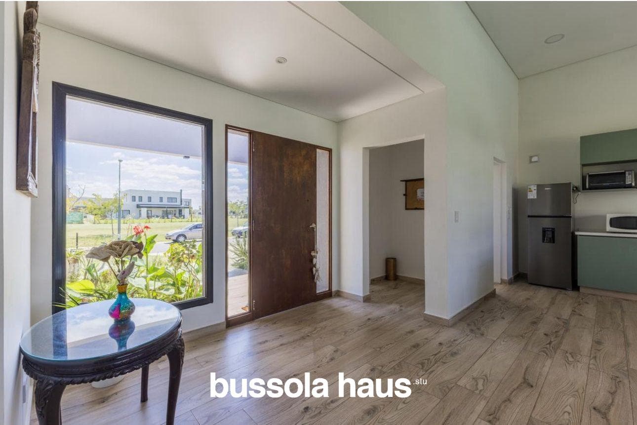5-room house for annual rent in Riberas Puertos
