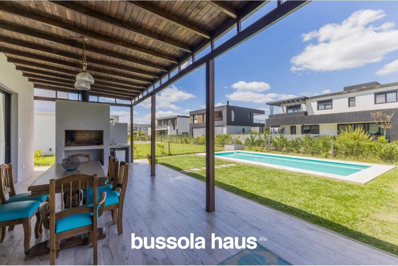 5-room house for annual rent in Riberas Puertos
