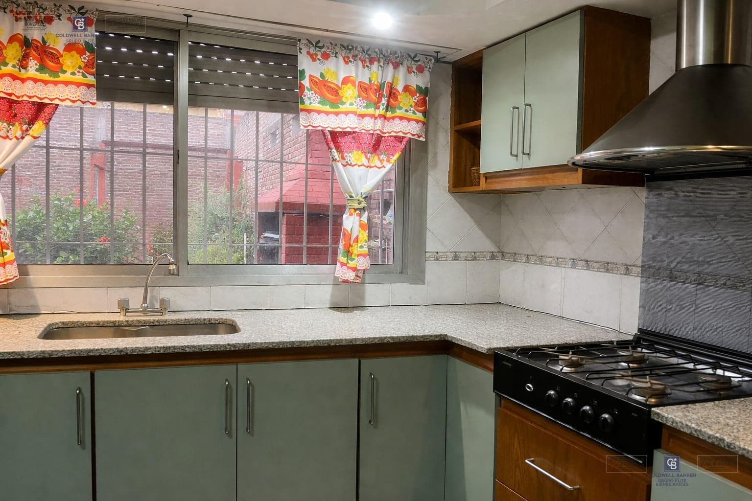 House for Sale in Ezpeleta Oeste