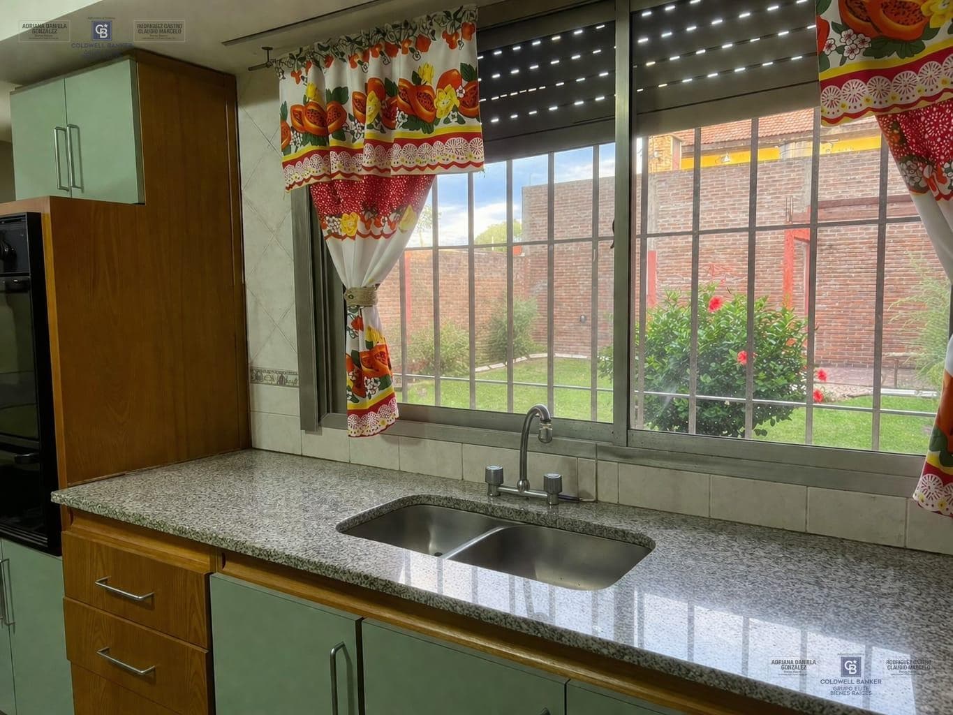 House for Sale in Ezpeleta Oeste