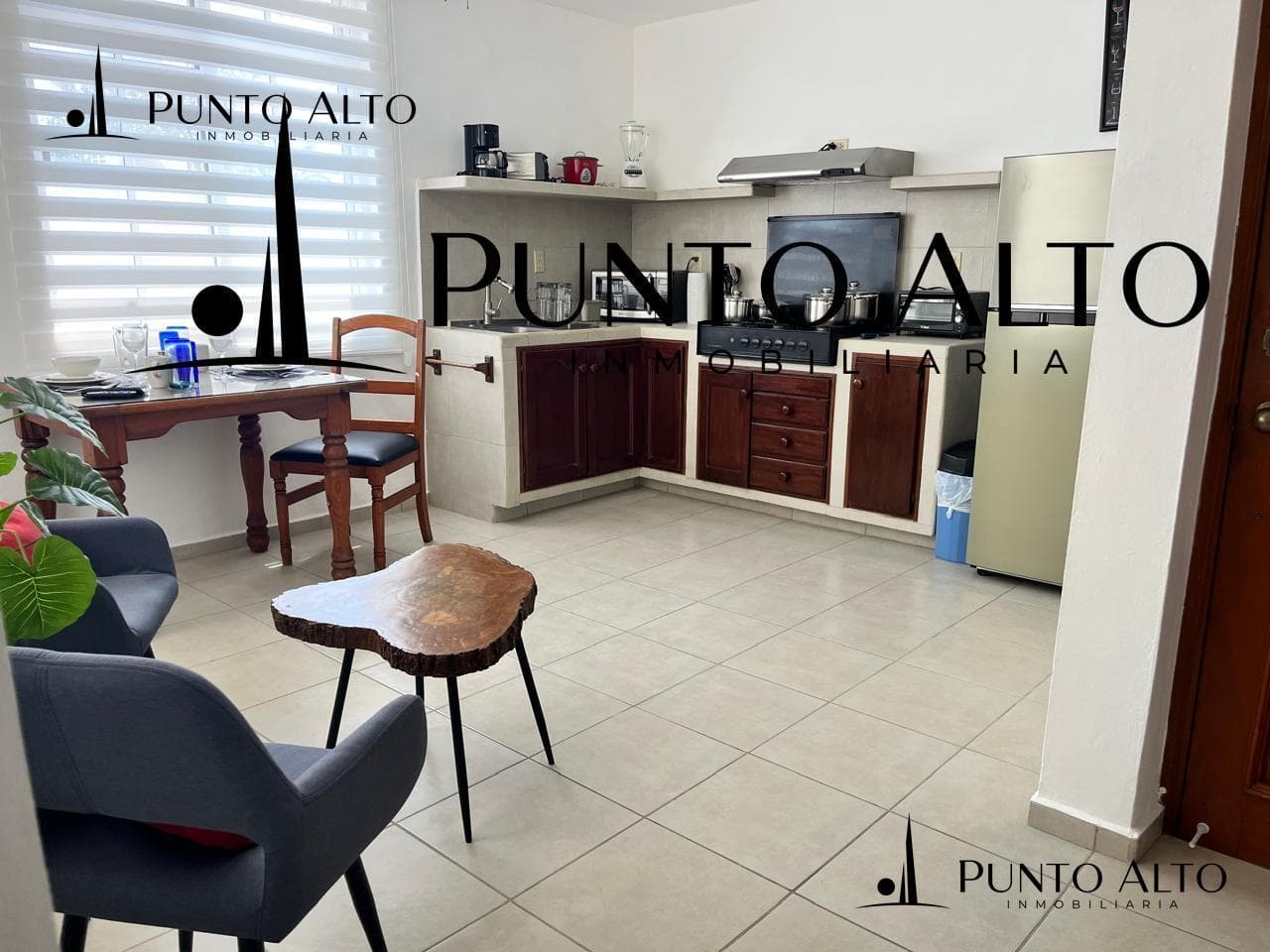 FURNISHED APARTMENT FOR RENT ONE BLOCK FROM PARQUE DE LA PETROLERA