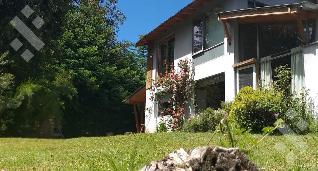 Cabin Rentals - Villa La Angostura