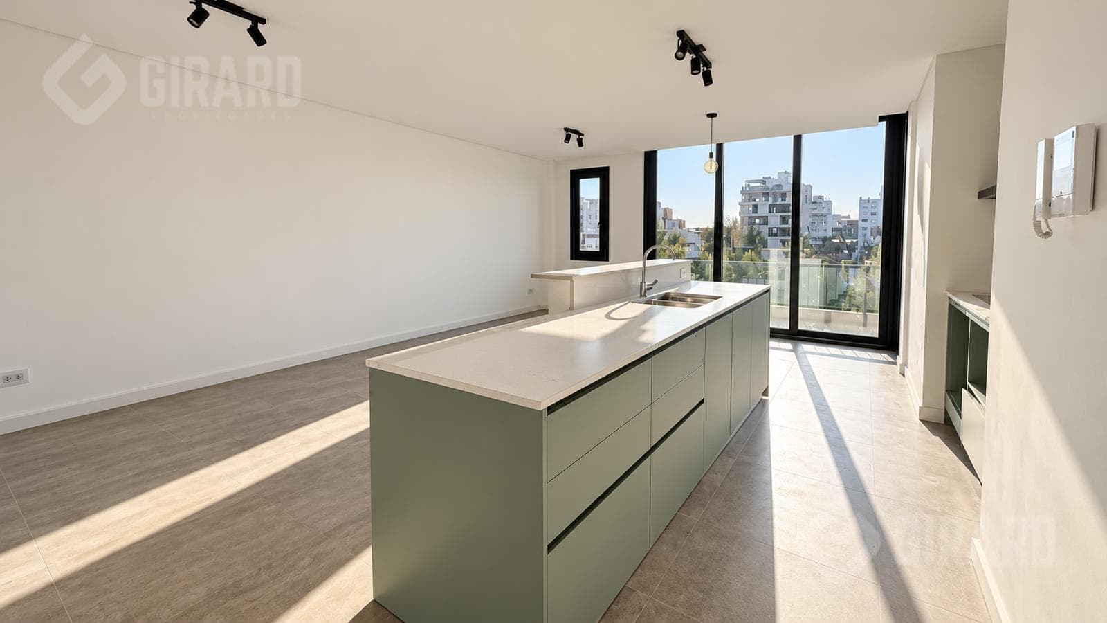 Brand-New 2-Room Apartment for Sale in the Chauvin Area