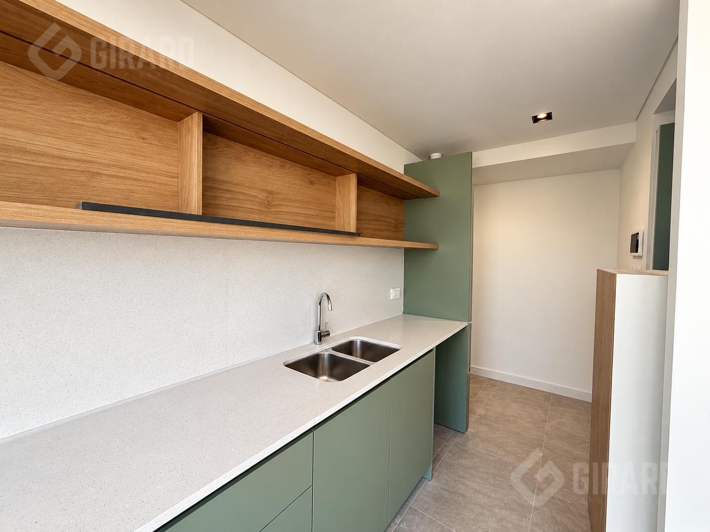 Duplex for sale in an apartment building with a private terrace in the Chauvin area