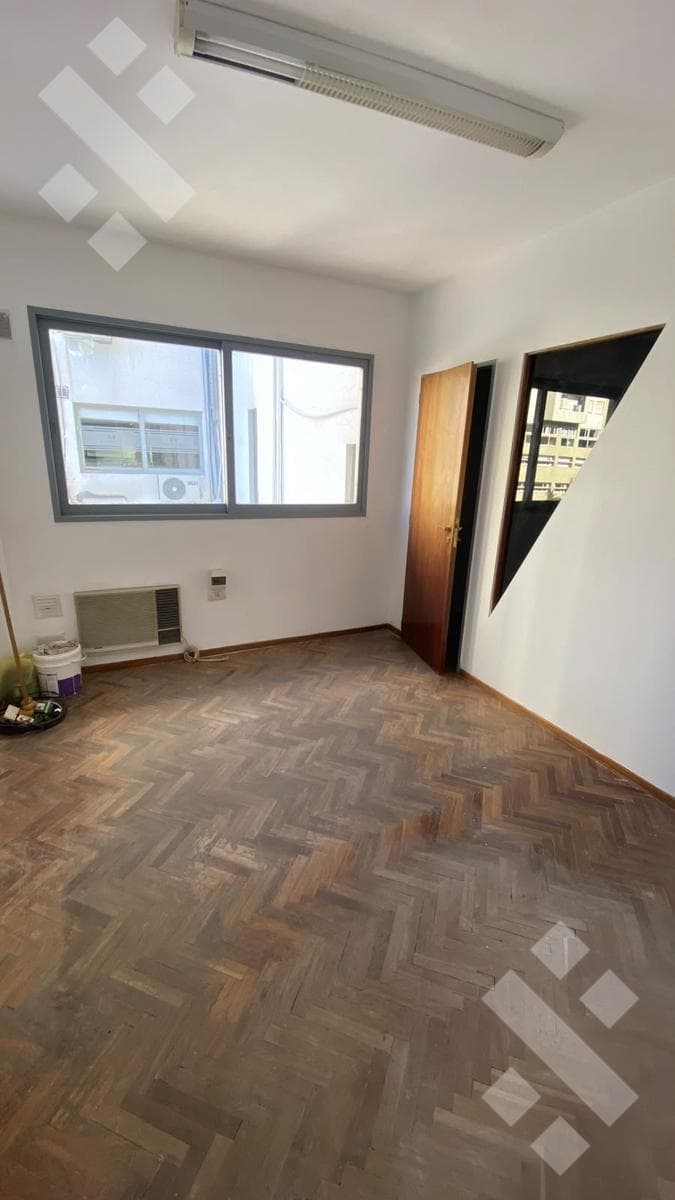 OFFICE FOR RENT - DOWNTOWN - NQN