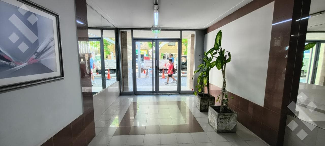 OFFICE FOR RENT - DOWNTOWN - NQN