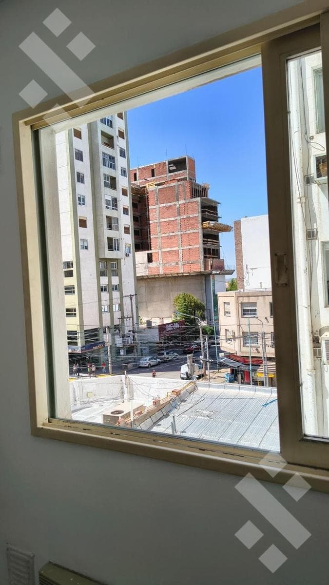 OFFICE FOR RENT - DOWNTOWN - NQN