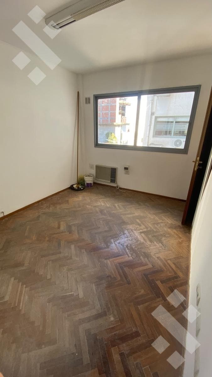 OFFICE FOR RENT - DOWNTOWN - NQN