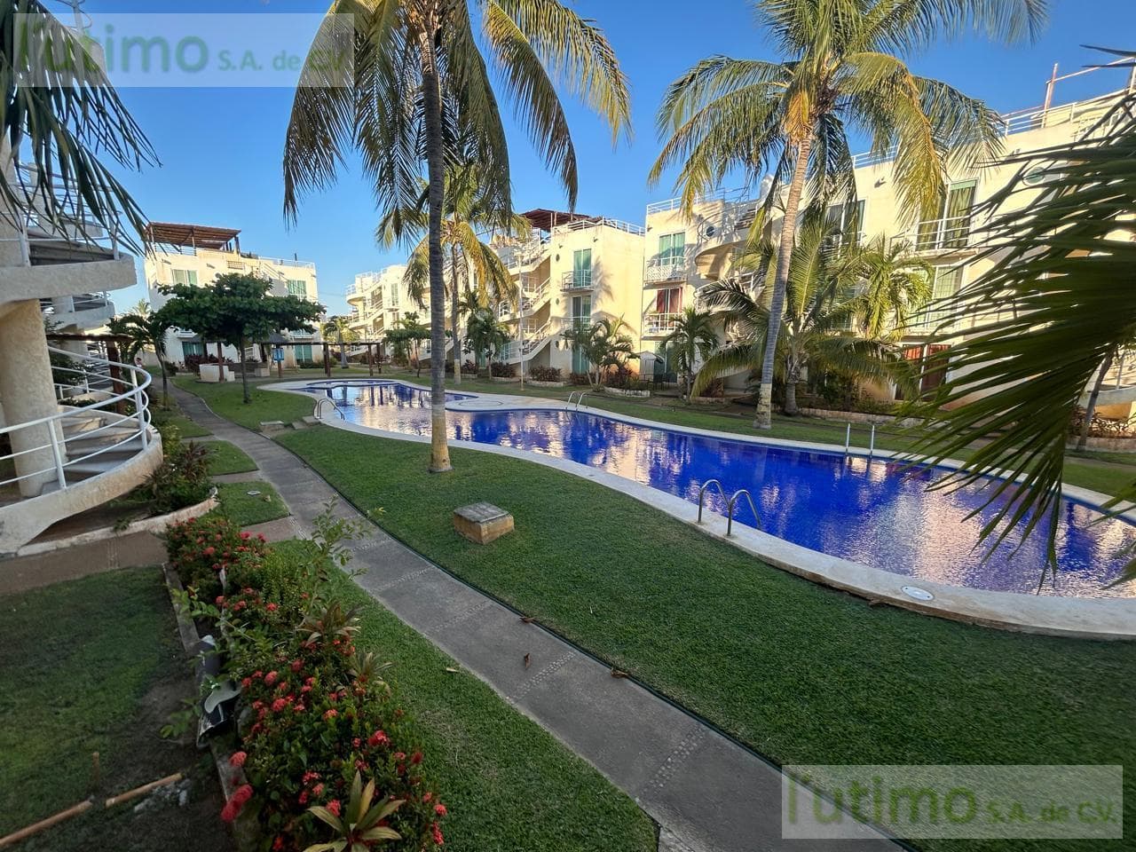 APARTMENT FOR SALE, MARINA DIAMANTE, ACAPULCO