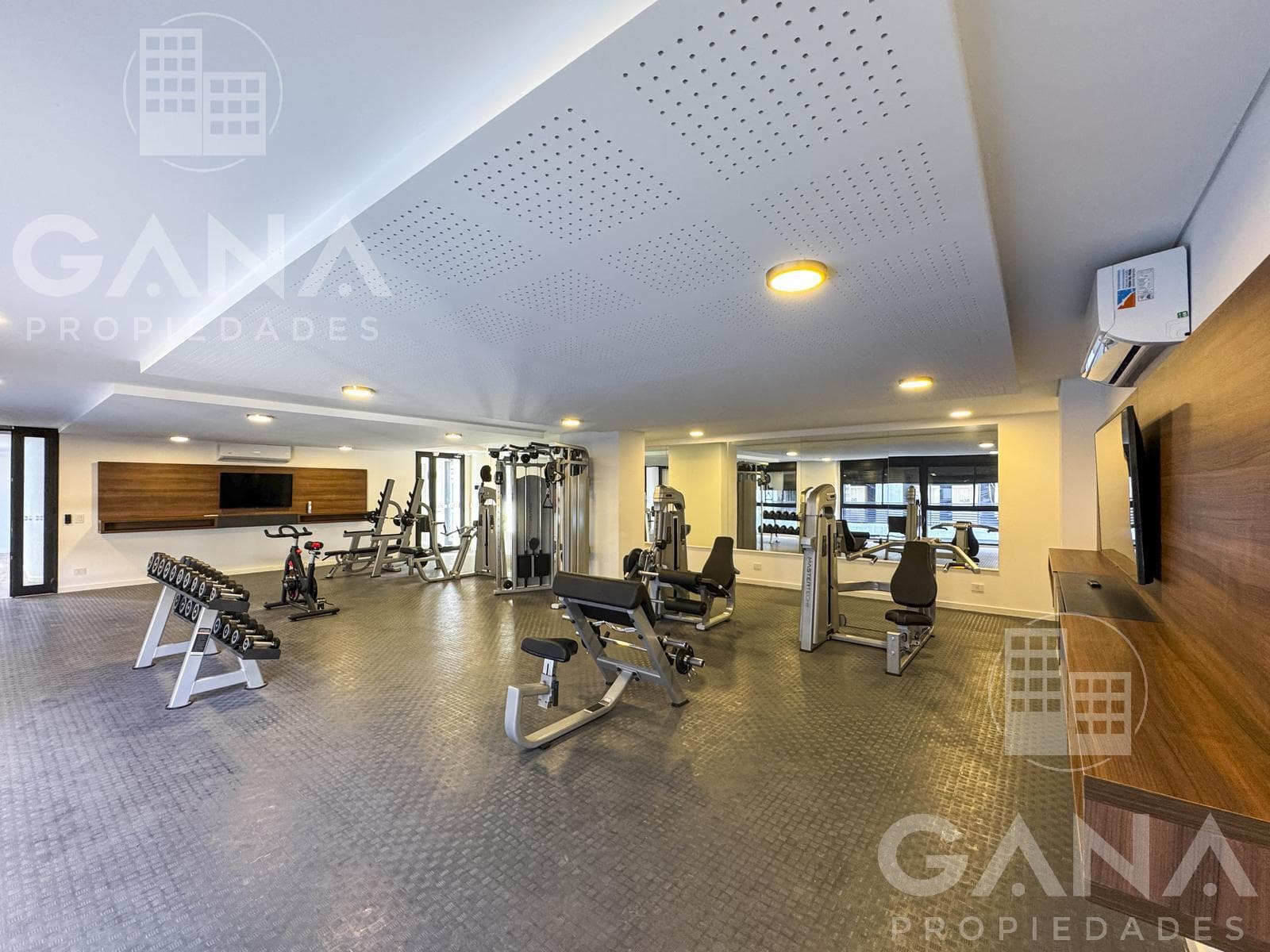 Apartment for Sale in La Florida: 1 bedroom, balcony, gym, barbecue area, sun deck, brand-new pool