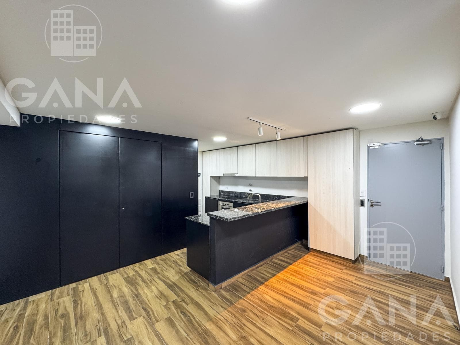 Apartment for Sale in La Florida: 1 bedroom, balcony, gym, barbecue area, sun deck, brand-new pool
