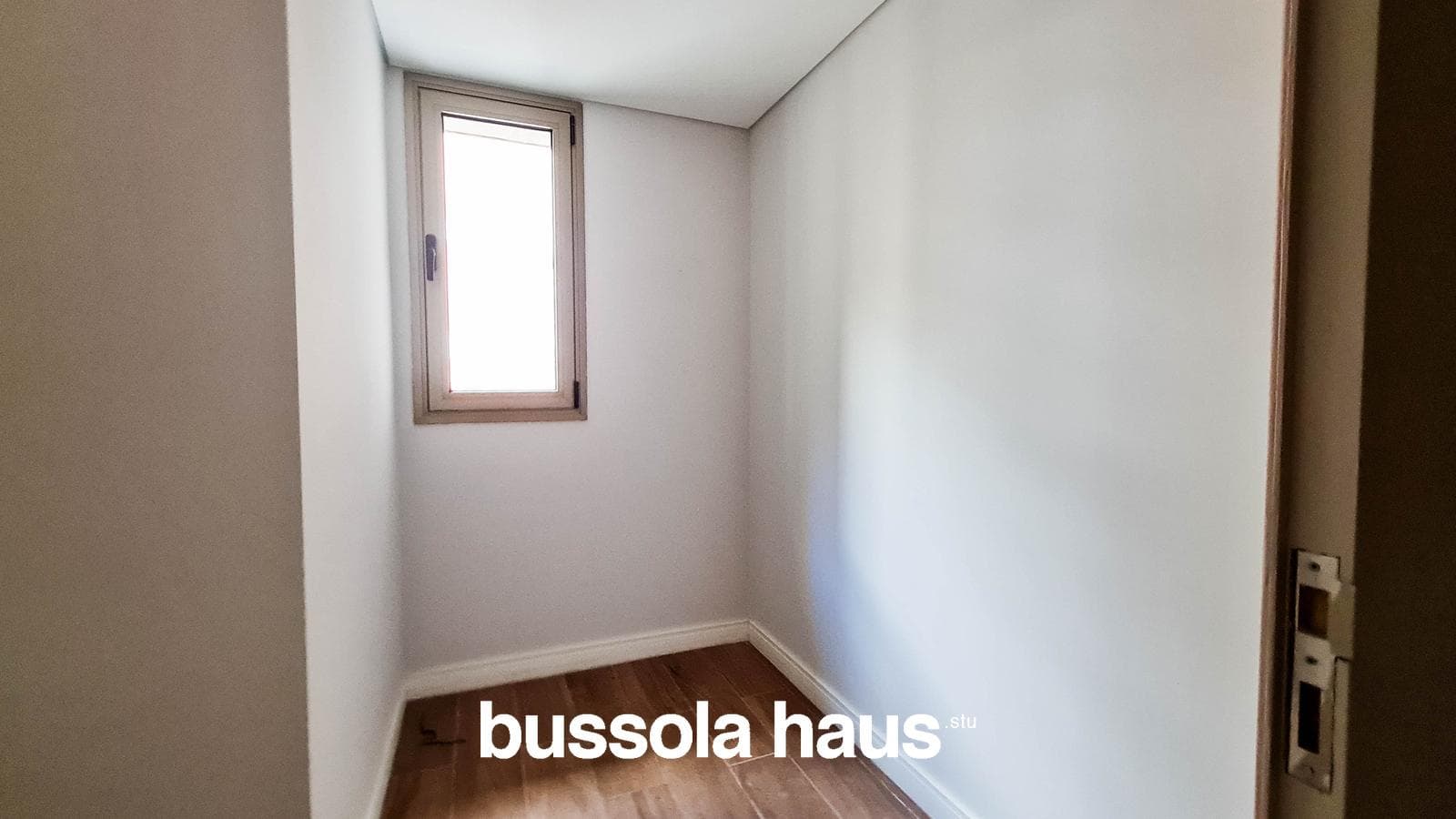 3-bedroom apartment with a separate room for sale in Palermo.