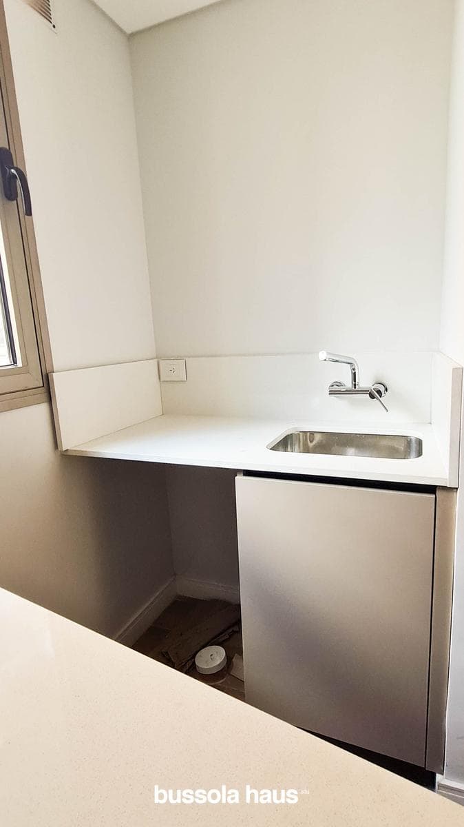 3-bedroom apartment with a separate room for sale in Palermo.