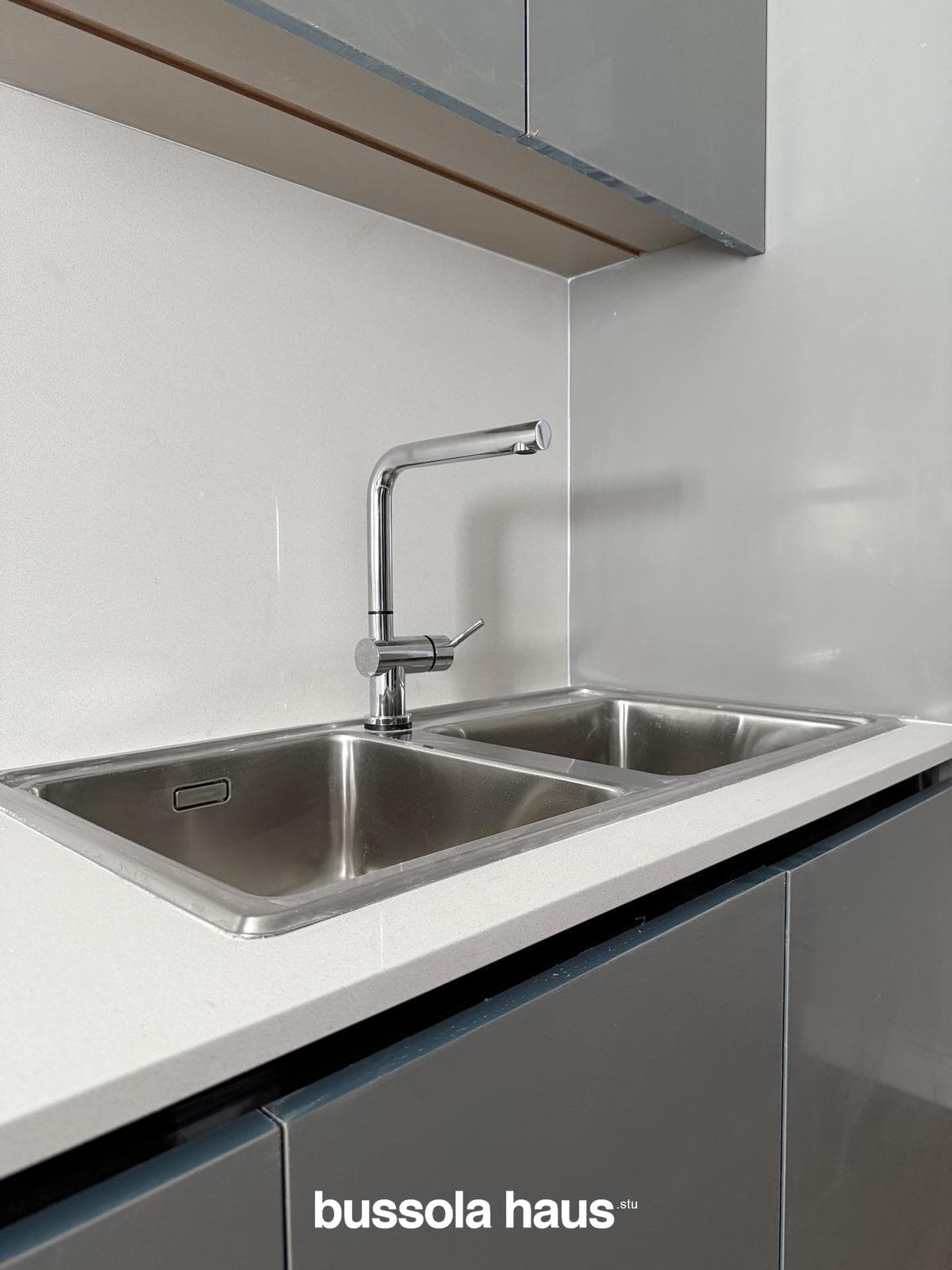 3-room apartment for sale with a terrace and barbecue in Palermo.
