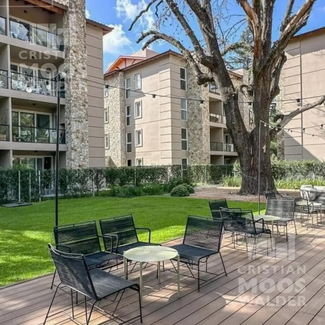 Apartment in Green Style