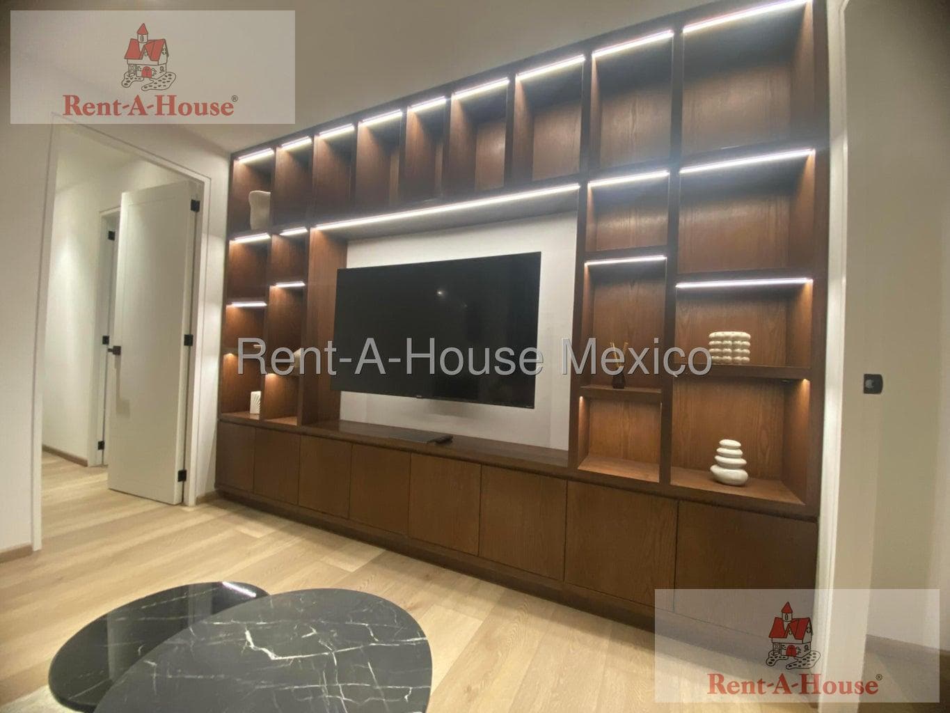 Apartment for Sale in Alvaro Obregón, Los Alpes, AM 26-2720