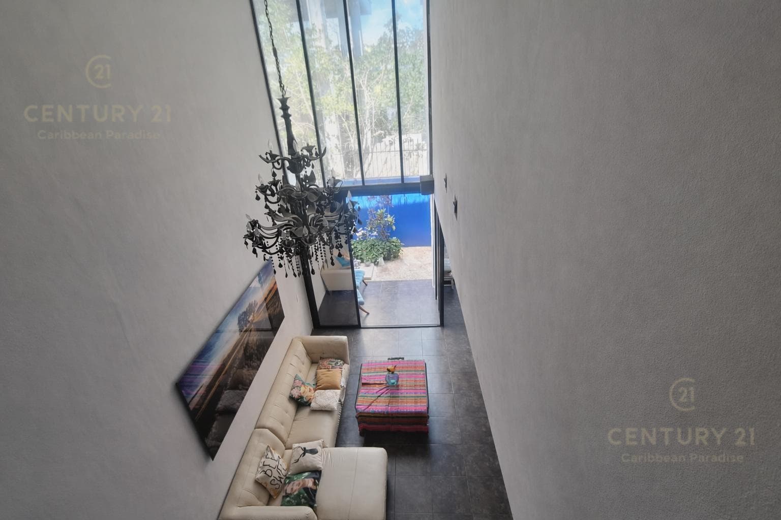 House for sale with extra land, a hot tub, and a private pool in Playa del Sol, Playa del Carmen P4568