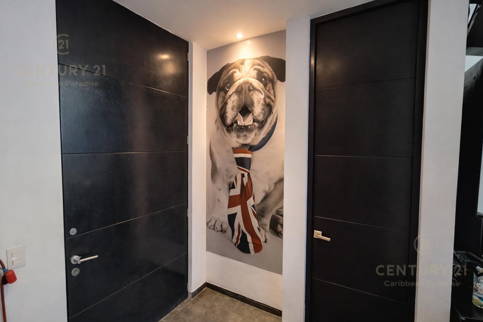 House for sale with extra land, a hot tub, and a private pool in Playa del Sol, Playa del Carmen P4568