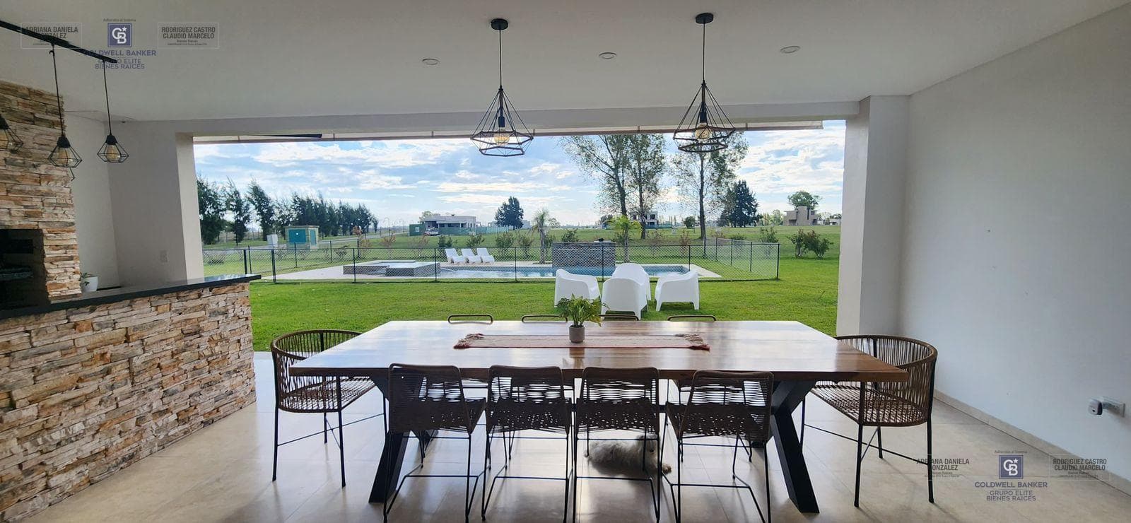 5-Room House for Sale in AREA 60 Country, South Zone