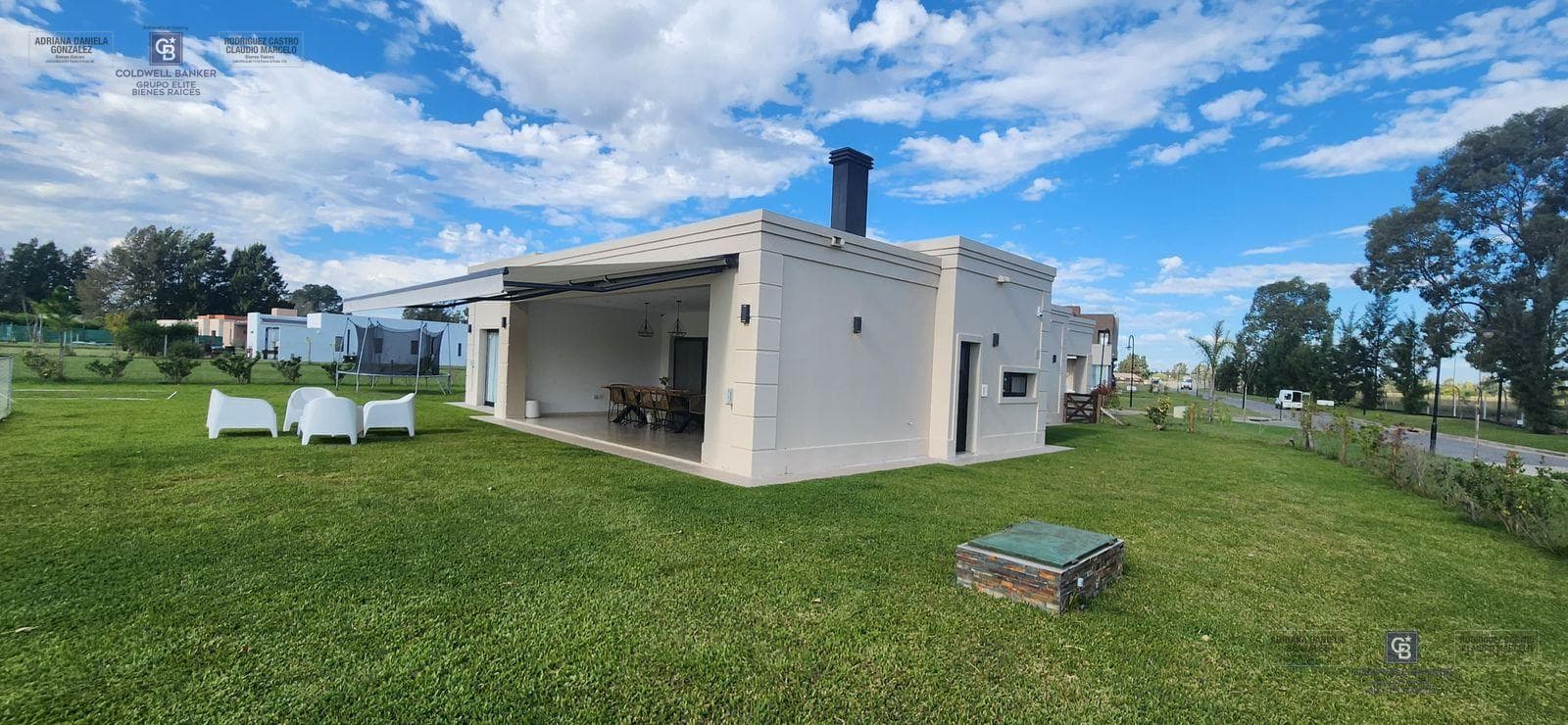 5-Room House for Sale in AREA 60 Country, South Zone