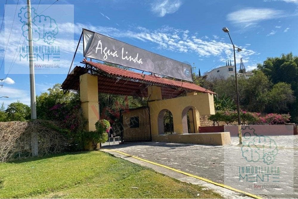 LAND FOR SALE IN THE AGUA LINDA SUBDIVISION, TLALTIZAPAN, MORELOS.