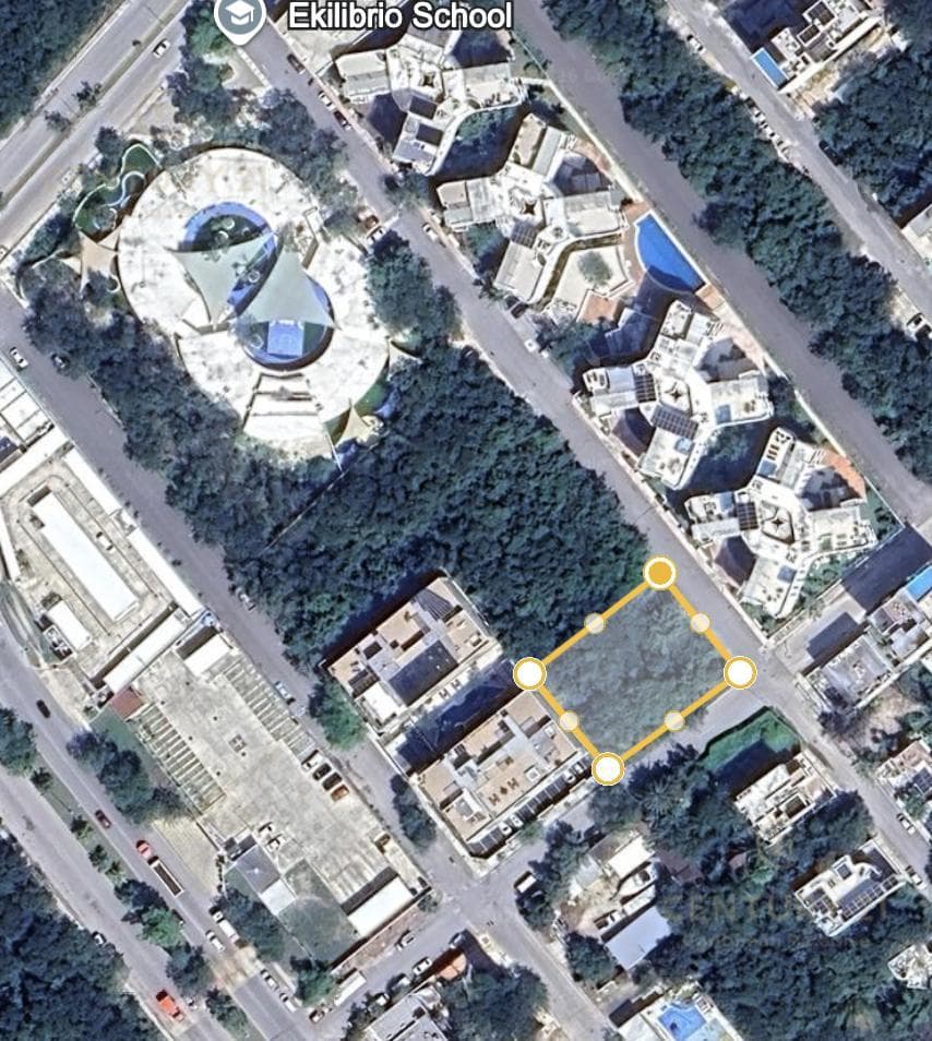 Development-ready lot for sale, H3 zoning, in an excellent location | Ejido Sur, Playa del Carmen | P4564