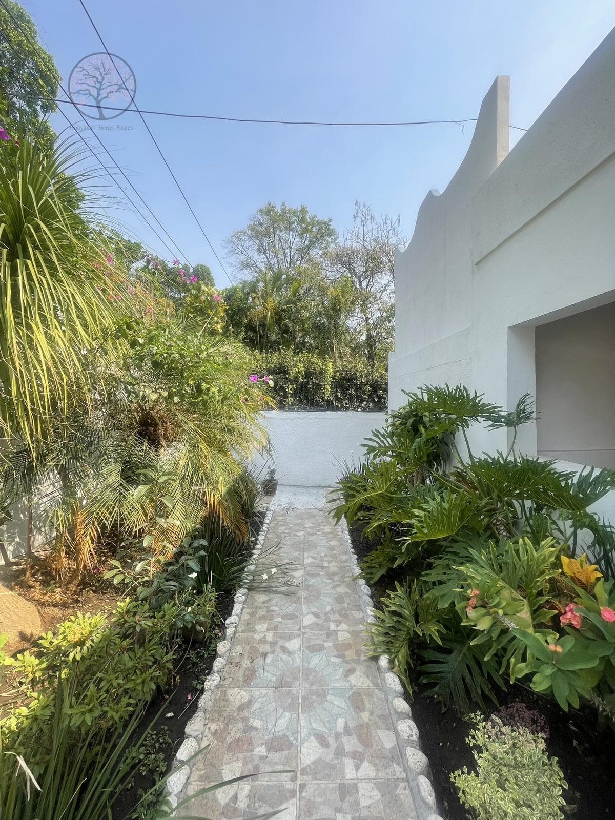 Single-Family Home for Sale in Col. Miraval, Cuernavaca