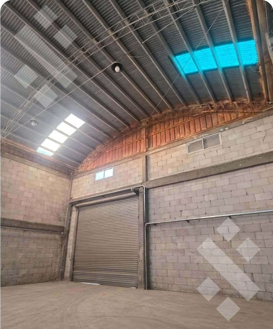 For Rent | 288 m2 Warehouse | Pellegrini Street | Plottier