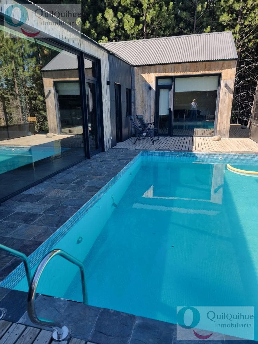 Long-term rental: 3-bedroom house in Chapelco Golf