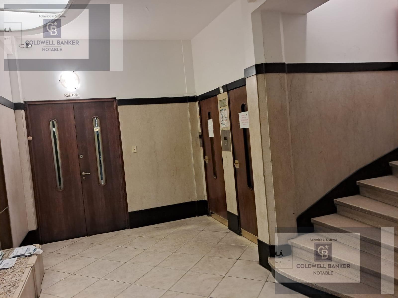 2-room apartment for sale in Monserrat