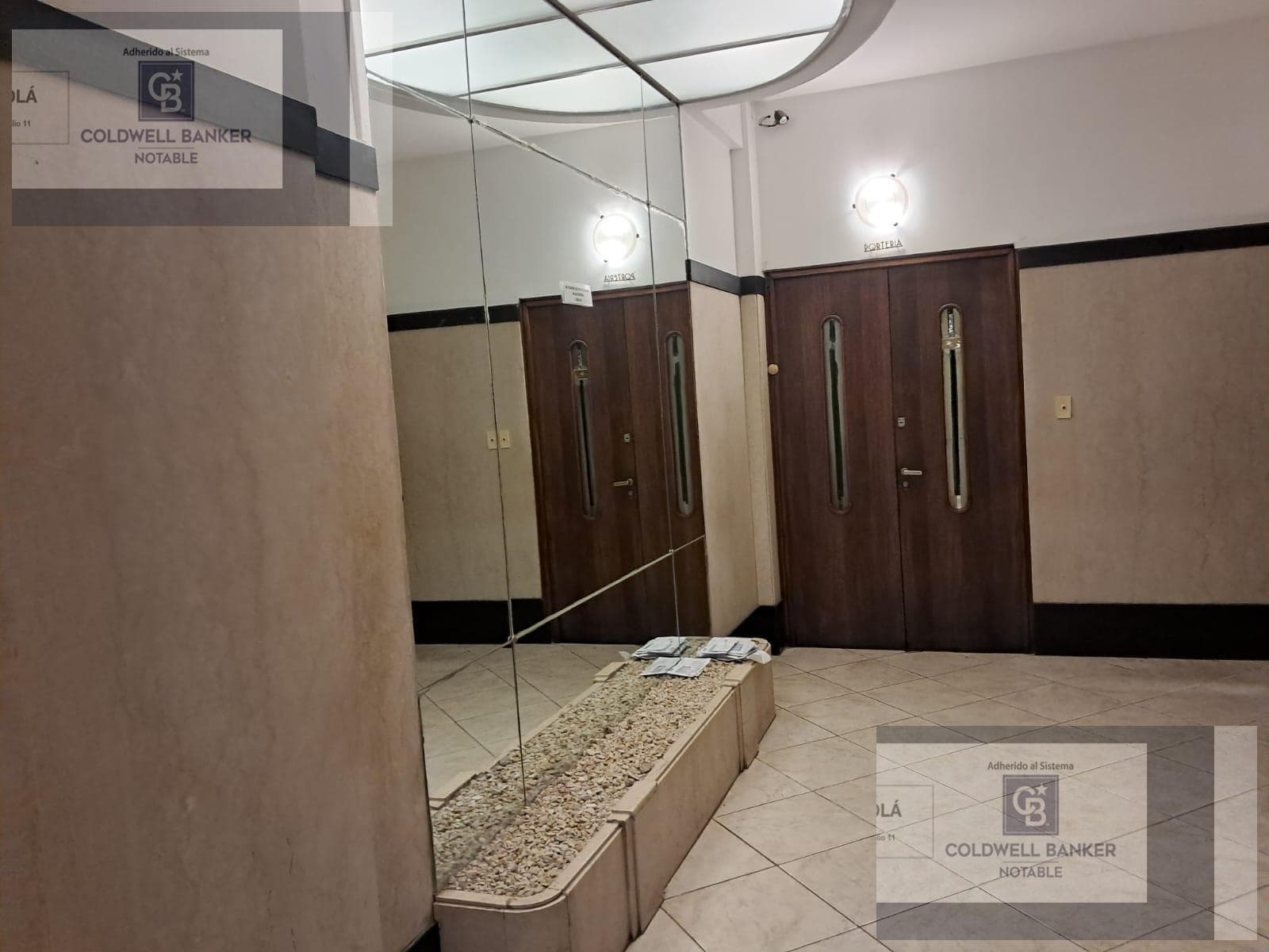 2-room apartment for sale in Monserrat