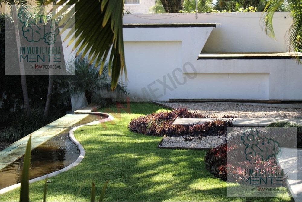 CORPORATE MEDICAL FACILITY FOR SALE IN VISTA HERMOSA, CUERNAVACA, MORELOSHouse