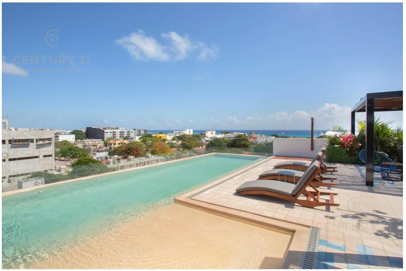 Spacious 71-square-meter studio for sale in Riva, just steps from the ocean in Playa del Carmen P4569