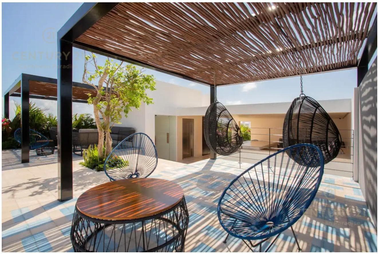 Spacious 71-square-meter studio for sale in Riva, just steps from the ocean in Playa del Carmen P4569